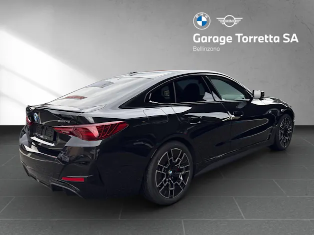 BMW i4 xDrive40