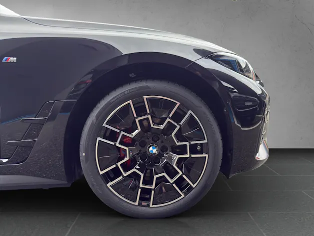BMW i4 xDrive40