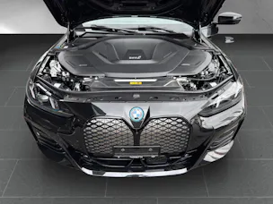BMW i4 xDrive40