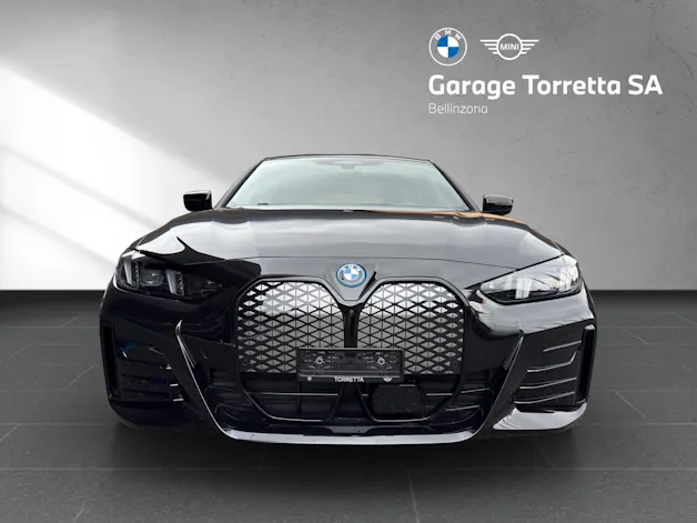 BMW i4 xDrive40