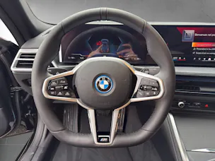 BMW i4 xDrive40