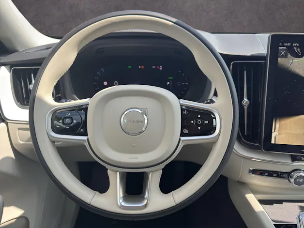 Volvo XC60 2.0 T6 TE Ultra Bright eAWD
