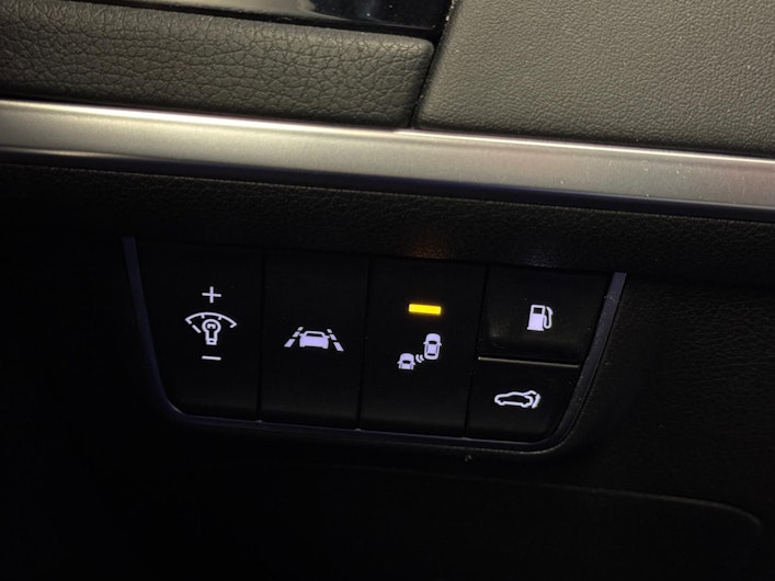 image du véhicule KIA STINGER