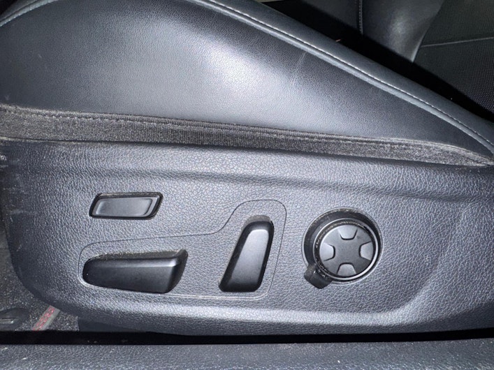 image du véhicule KIA STINGER