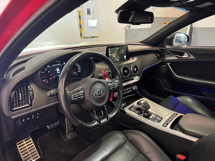 image du véhicule KIA STINGER