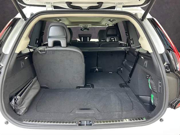 Volvo XC90 2.0 T8 TE Plus Dark eAWD