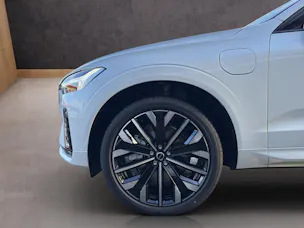 Volvo XC60 2.0 T6 TE Plus Dark eAWD