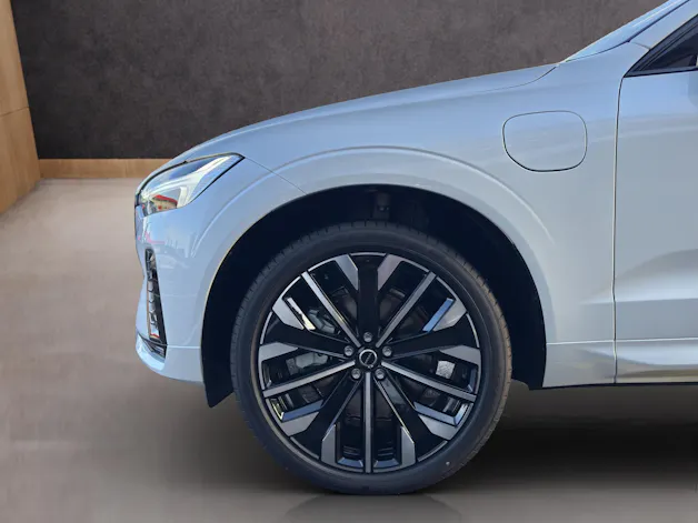 Volvo XC60 2.0 T6 TE Plus Dark eAWD