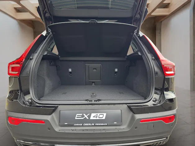 VOLVO EX40 Twin Black Edition AWD