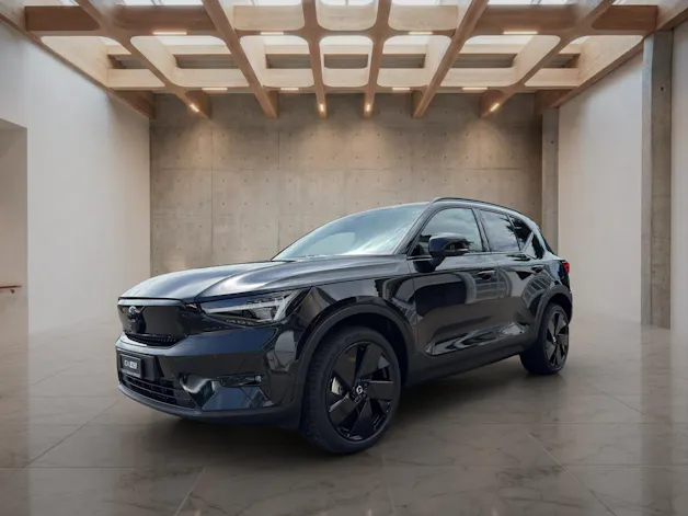 VOLVO EX40 Twin Black Edition AWD