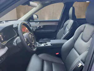 VOLVO XC90 2.0 T8 TE XCLUSIVE Edition Dark eAWD