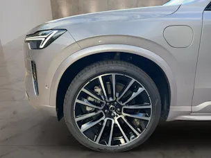 VOLVO XC90 2.0 T8 TE XCLUSIVE Edition Dark eAWD
