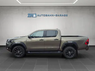 Toyota Hilux Double Cab.-Pick-up 2.8 D-4D MHEV 204 Invincible