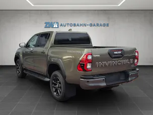 Toyota Hilux Double Cab.-Pick-up 2.8 D-4D MHEV 204 Invincible
