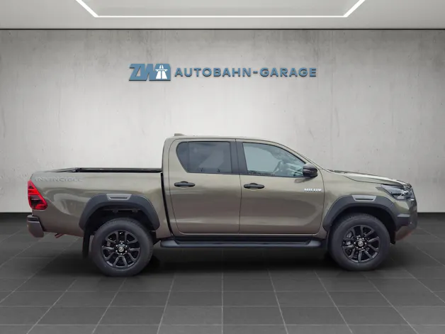 Toyota Hilux Double Cab.-Pick-up 2.8 D-4D MHEV 204 Invincible