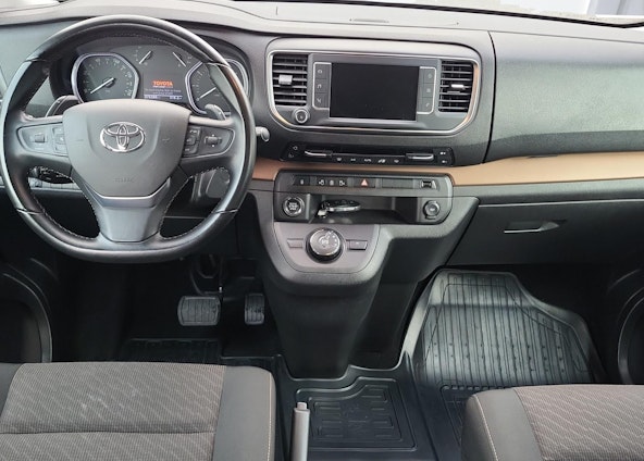 Vehicle image 13 Vehicle image 13