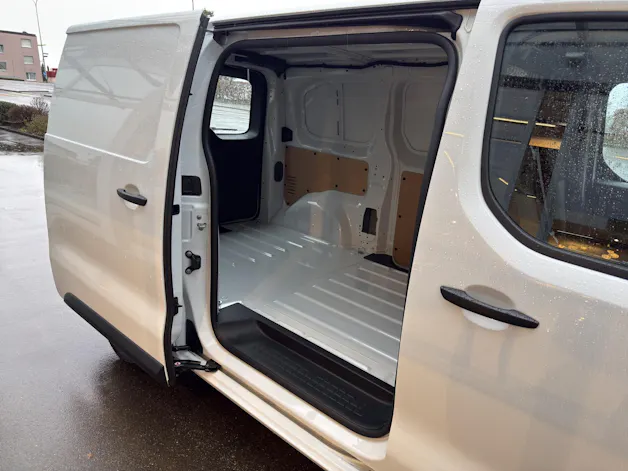 Toyota PROACE Van L1 75KWh Active