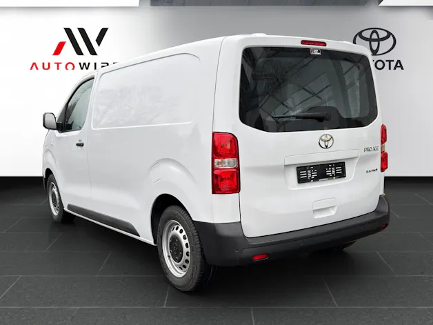 Toyota PROACE Van L1 75KWh Active