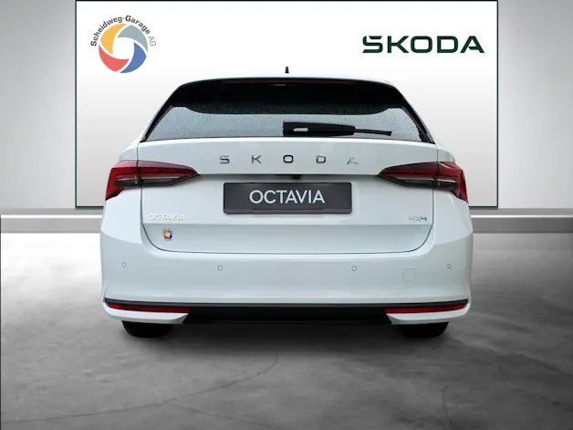 Škoda Octavia Combi 2.0 TSI DSG Selection 4x4