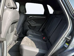 Audi Q3 45 TFSI S line quattro S-tronic