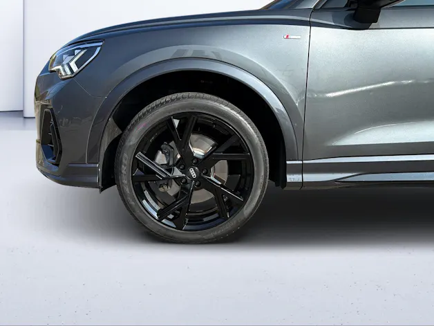 Audi Q3 45 TFSI S line quattro S-tronic