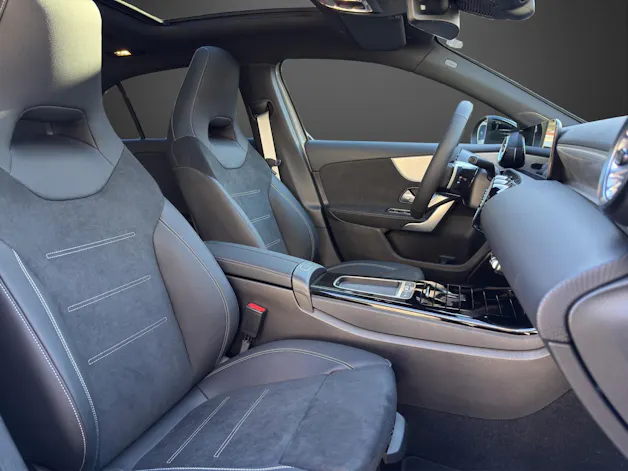 Mercedes-Benz A 220 4Matic 8G-DCT