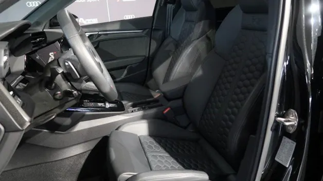 Audi RS3 Sportback 2.5 TSI quattro S-tronic