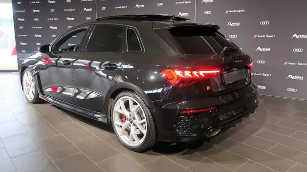 Audi RS3 Sportback 2.5 TSI quattro S-tronic