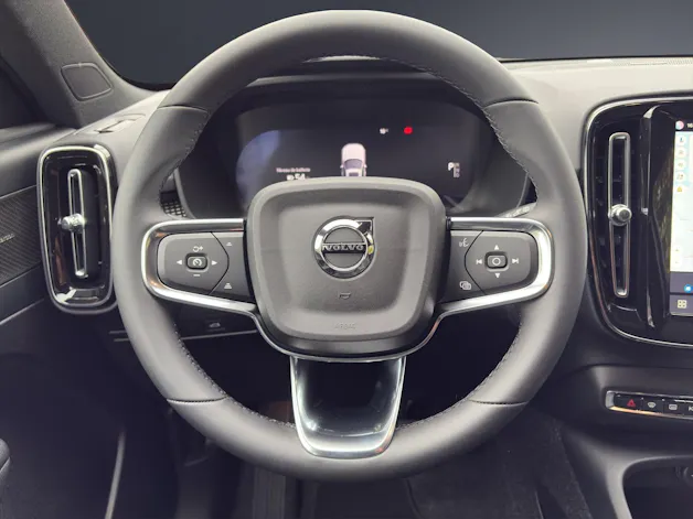 Volvo EX40 82kWh Twin Motor AWD Ultra Xcentric Edition