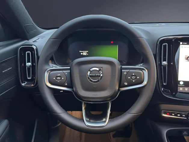 Volvo EX40 82kWh Twin Motor AWD Ultra Xcentric Edition