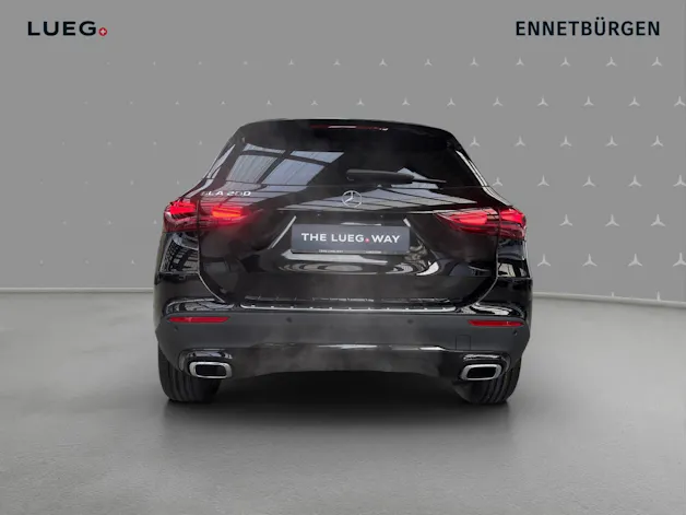 Mercedes-Benz GLA 200 Night Star 7G-DCT