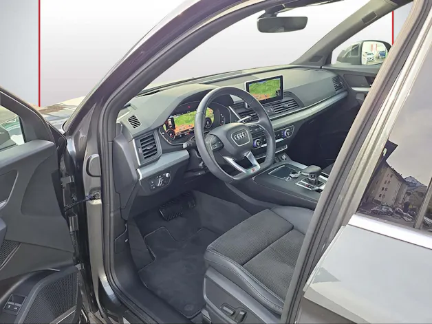 Audi Q5 55 TFSI e sport quattro