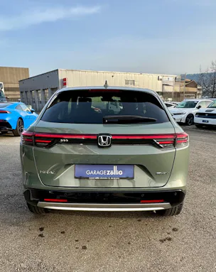 Honda HR-V e:HEV 1.5l Advance Urban Grau, Sunlight White vorrätig 1.9% Leasing Aktion unschlagbar mit 8 Jahren Garantie