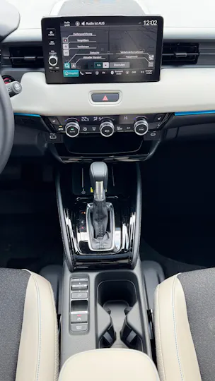 HONDA HR-V e:HEV 1.5l Advance 1.9% Leasing Aktion unschlagbar mit 8 Jahren Garantie leichter Hagelschaden