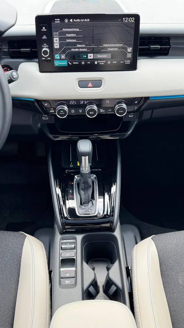 HONDA HR-V e:HEV 1.5l Advance 1.9% Leasing Aktion unschlagbar mit 8 Jahren Garantie leichter Hagelschaden