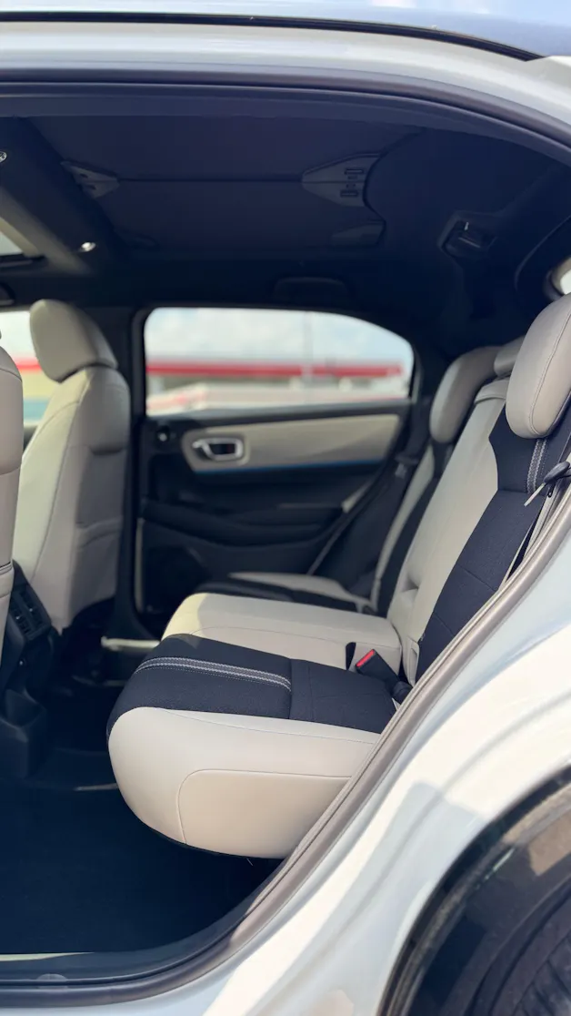 HONDA HR-V e:HEV 1.5l Advance 1.9% Leasing Aktion unschlagbar mit 8 Jahren Garantie leichter Hagelschaden