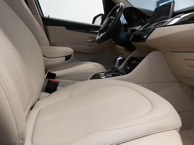BMW 225i xDrive Active Tourer