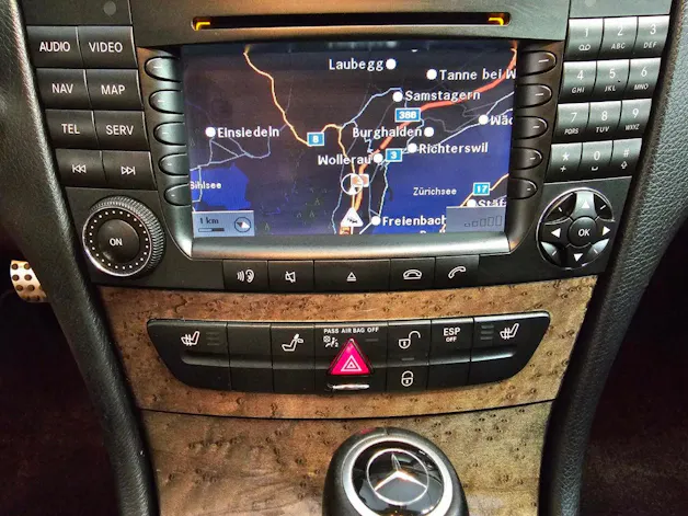Mercedes-Benz E 420 CDI Avantgarde 7G-Tronic
