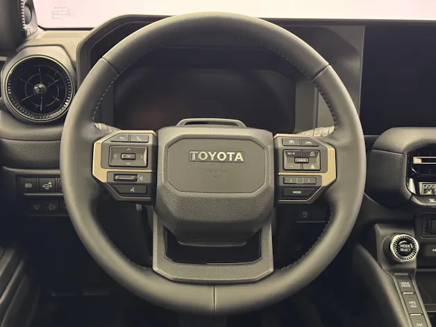 Toyota Land Cruiser 2.8 D 48V Invincible