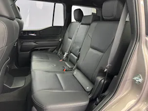 Toyota Land Cruiser 2.8 D 48V Invincible