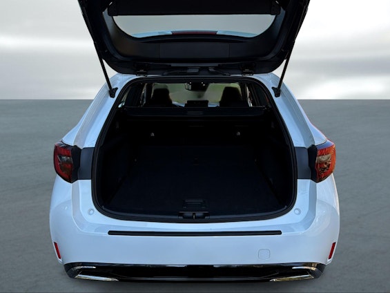 Vehicle image 9 Vehicle image 9