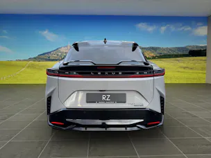 Lexus RZ 550e F Sport