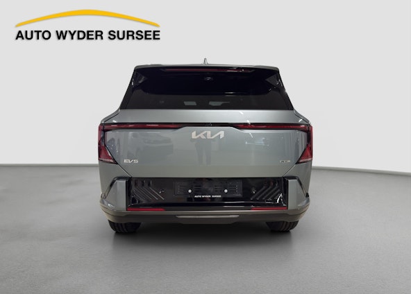 Vehicle image 4 Vehicle image 4