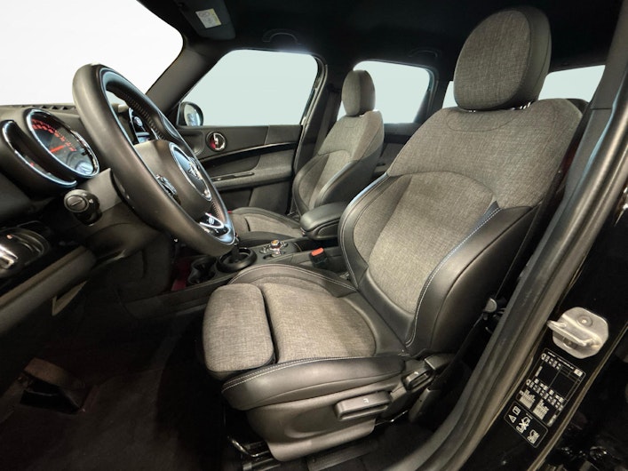 Fahrzeugbild MINI COUNTRYMAN