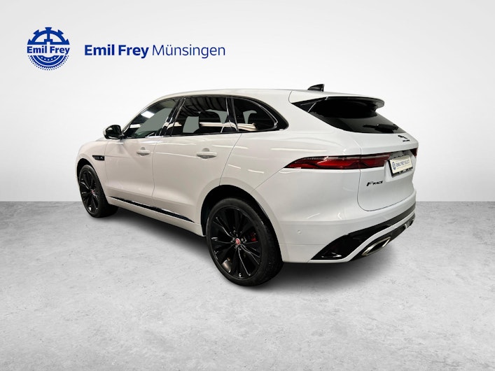 Vehicle image JAGUAR F-PACE