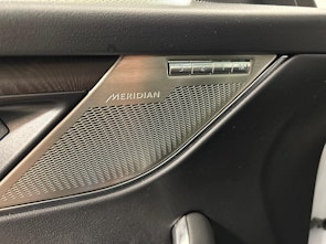 Vehicle image JAGUAR F-Pace 3.0 I6 R-Dynamic HSE AWD