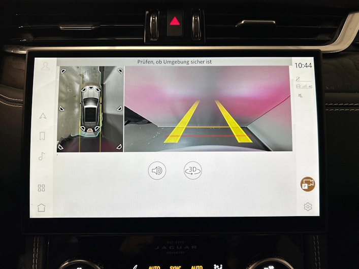 Vehicle image JAGUAR F-PACE