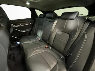 Jaguar F-Pace 3.0 I6 R-Dynamic HSE AWD