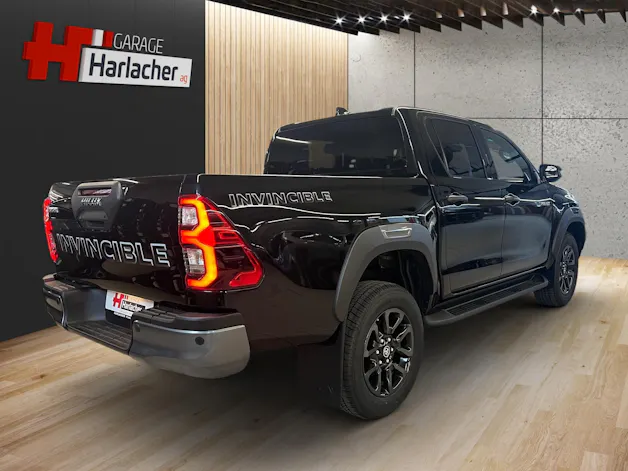 Toyota Hilux Double Cab.-Pick-up 2.8 D-4D MHEV 204 Invincible