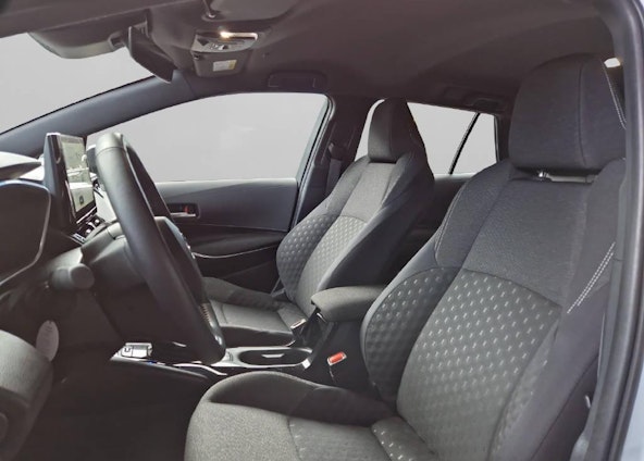 Vehicle image 8 Vehicle image 8